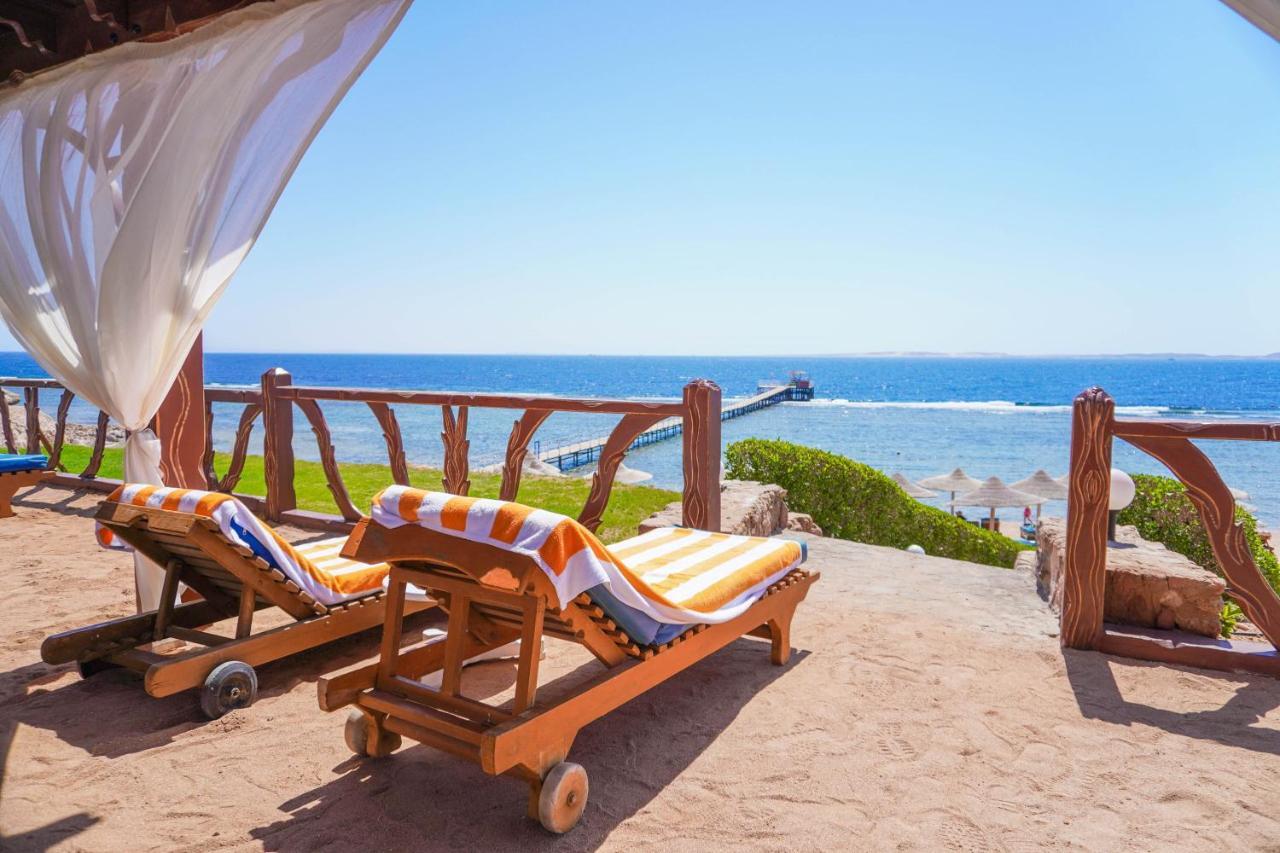 Charmillion Club Resort Sharm el-Sheikh Exterior photo Beach in El Alamein