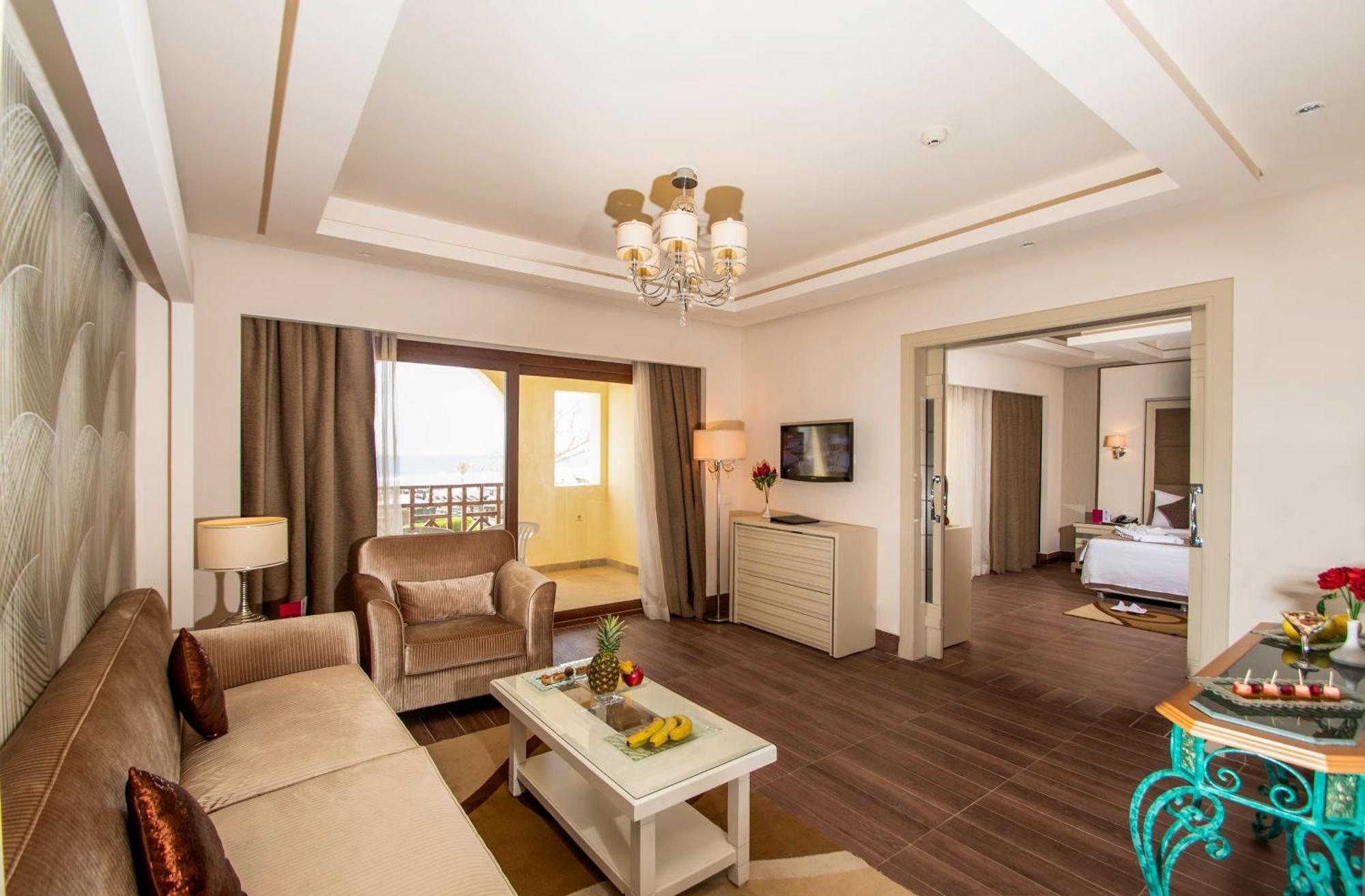 Charmillion Club Resort Sharm el-Sheikh Room photo Suite